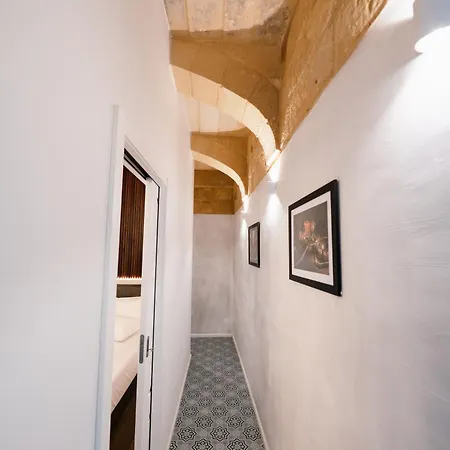 Chic & Eclectic Holiday home