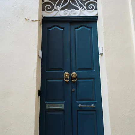 Chic & Eclectic Holiday home *