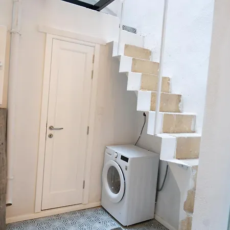 Chic & Eclectic Holiday home Valletta