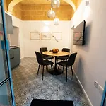 Chic & Eclectic